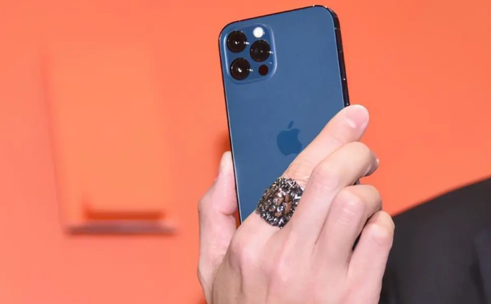历下苹果手机维修分享iPhone12系列重启方法教程 